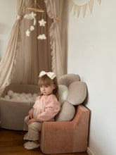 Încarcă imaginea în vizualizatorul Galerie, Fotoliu pentru Copii Roz Vintage, Catifea, TWINDECO Old Pink Velvet