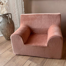Încarcă imaginea în vizualizatorul Galerie, Fotoliu pentru Copii Roz Vintage, Catifea, TWINDECO Old Pink Velvet