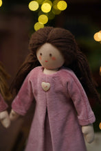 Încarcă imaginea în vizualizatorul Galerie, Twinkle Doll TWINDECO Antique Pink Velvet, papusa textila, 35 cm