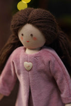 Încarcă imaginea în vizualizatorul Galerie, Twinkle Doll TWINDECO Antique Pink Velvet, papusa textila, 35 cm
