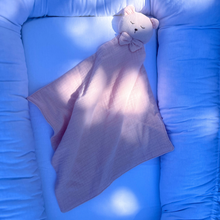Încarcă imaginea în vizualizatorul Galerie, Cadou jucarie nou nascut, minipăturică somn bebe Ursuleț roz, muselină, comforter TWINDECO Pink Sleepy Teddy
