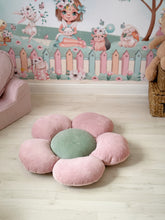 Încarcă imaginea în vizualizatorul Galerie, Pernă Floare, TWINDECO Velvet Flower Cushion