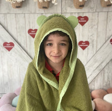 Încarcă imaginea în vizualizatorul Galerie, Prosop de baie pentru copii, cu glugă și urechi, verde olive, 100 x 100 cm, TWINDECO Olive Green Teddy