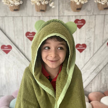 Încarcă imaginea în vizualizatorul Galerie, Prosop de baie pentru copii, cu glugă și urechi, verde olive, 100 x 100 cm, TWINDECO Olive Green Teddy