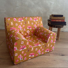 Încarcă imaginea în vizualizatorul Galerie, Fotoliu pentru copii Galben Muștar cu Roz Circ, Bumbac, TWINDECO Circus Kids Armchair