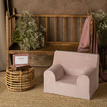 Încarcă imaginea în vizualizatorul Galerie, Fotoliu pentru Copii Roz pudrat Catifea TWINDECO Dusty Pink