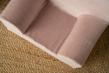 Încarcă imaginea în vizualizatorul Galerie, Fotoliu pentru Copii Roz pudrat Catifea TWINDECO Dusty Pink
