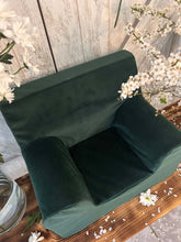Încarcă imaginea în vizualizatorul Galerie, Fotoliu pentru Copii, Verde Smarald, Catifea rezistentă de Tapițerie, TWINDECO Emerald Green Velvet Media 1 of 14
