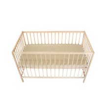 Încarcă imaginea în vizualizatorul Galerie, Cearceaf Elastic Impermeabil Bej dublat 2in1, 120x60, bumbac organic cu interior captusit impermeabill
