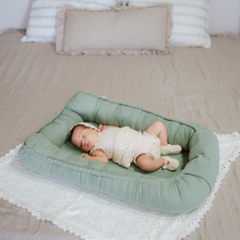 Încarcă imaginea în vizualizatorul Galerie, Baby Nest din Muselina TWINDECO menta

